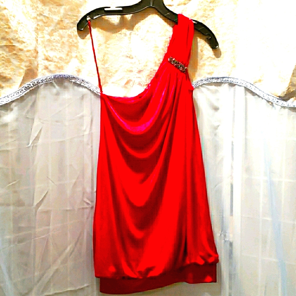BCBGMAXAZRIA RED ONE SHOULDER DRESS SZ S